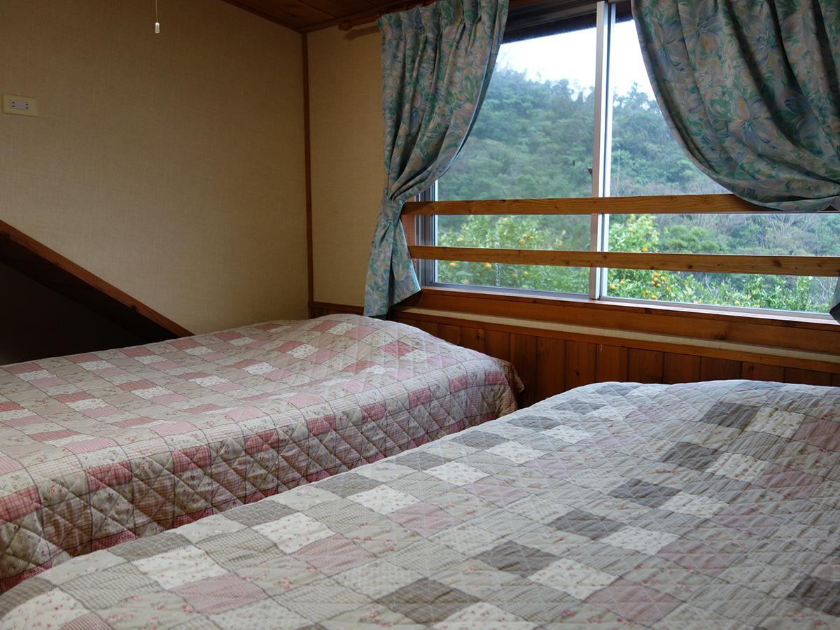 Log Pension Izumigamori Motobu Ngoại thất bức ảnh